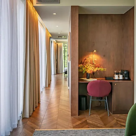 Grand Terminus מלון ברגן