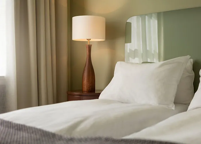 Grand Terminus 4* ברגן