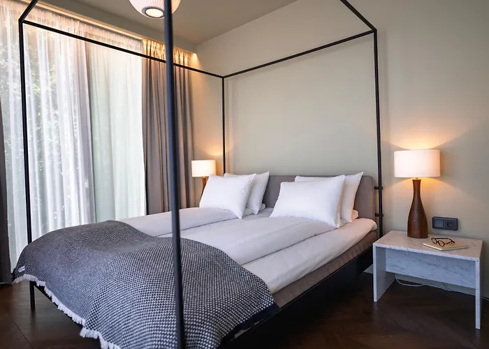 Grand Terminus 4* ברגן